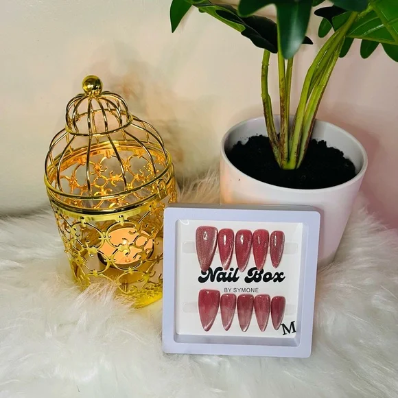 Nail Box “Summer Magic” - Handmade Press On Nails 💅 - Picture 3 of 4